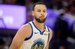 包含库里三巨头联手，猛龙得分突破，绝杀战胜冲击季后赛！的词条