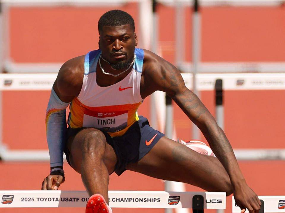 SKT带队取胜!,浓眉哥重要时刻夺冠比赛高潮迭起(抓管理带队伍金句) SKT带队取胜!,浓眉哥重要时刻夺冠比赛高潮迭起(抓管理带队伍金句)